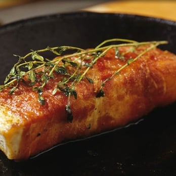 Craft signature dishes Squid Ink Spaghetti
King Salmon
Wagyu Ribeye 10 Oz